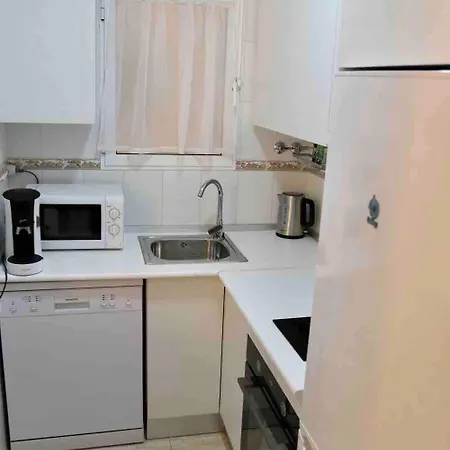 Tolle Mit 2 Schlafzimmern, Balkon Und Pool טורבייחה